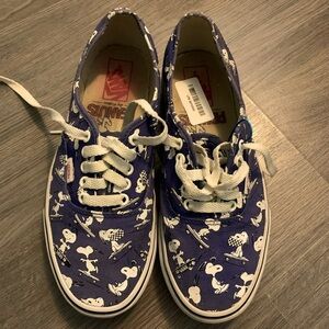 Peanuts / Snoopy Vans